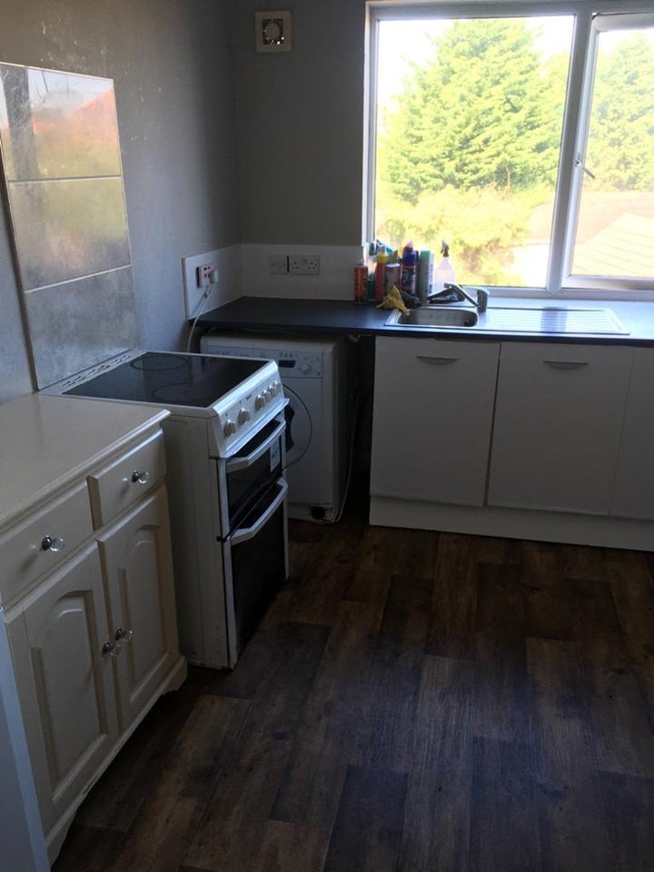 Flat Broadway in Bebington