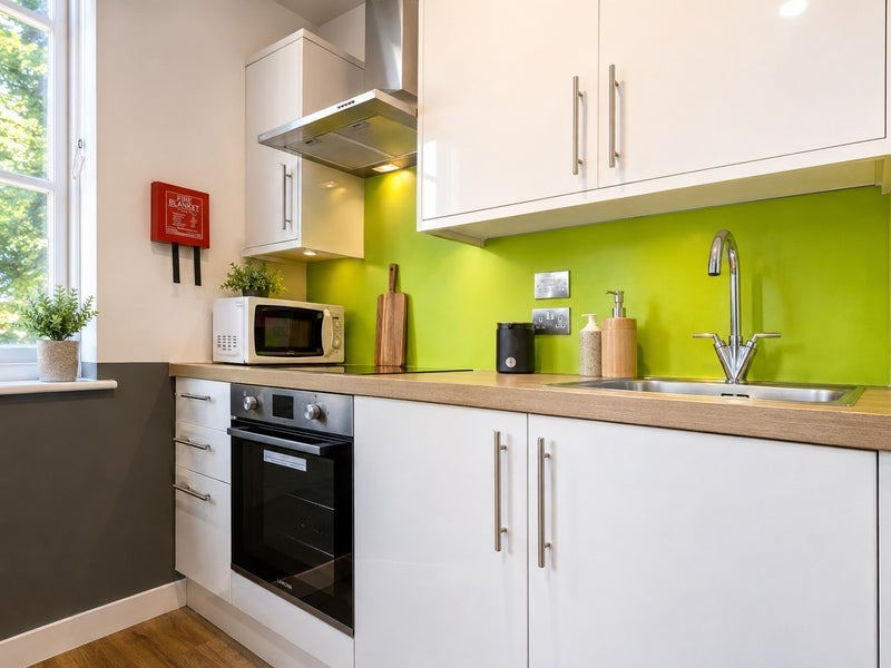 Flat Lister Gate in Nottingham