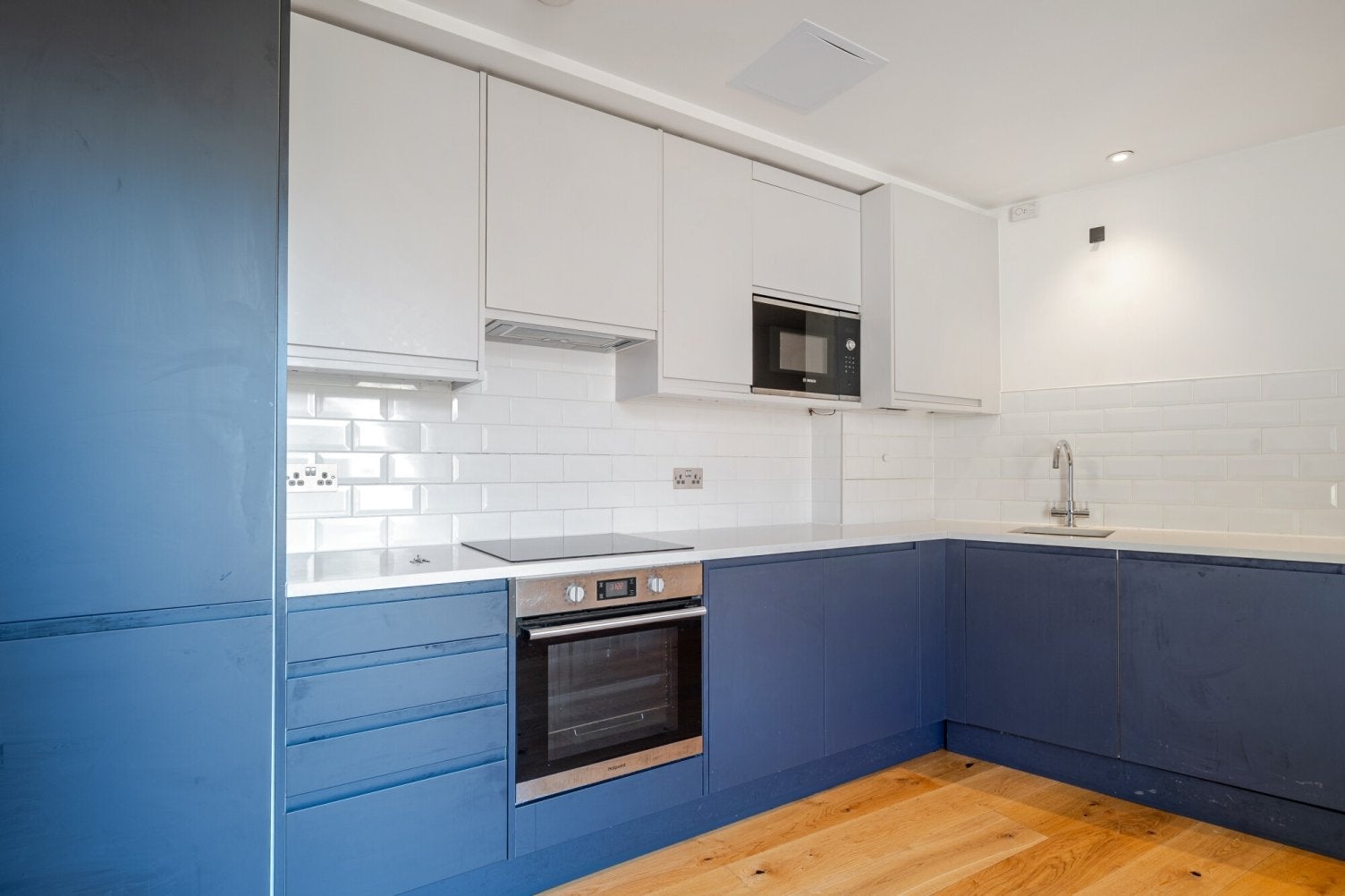 Flat Brookmill Road in Greater London