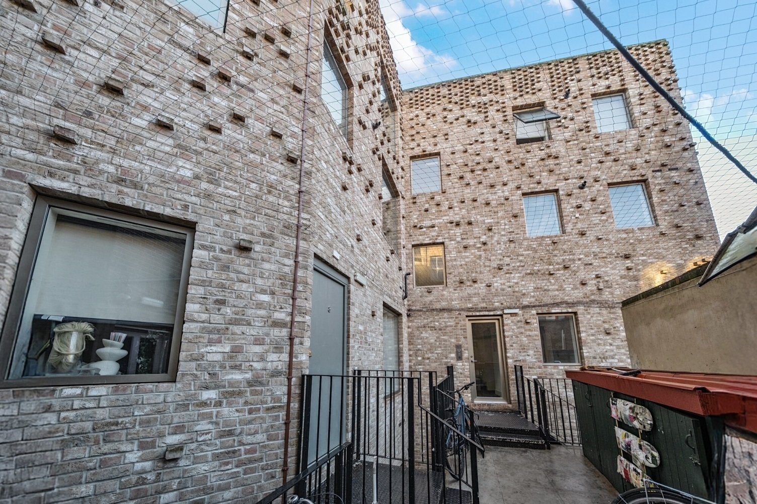 Flat Brookmill Road in Greater London