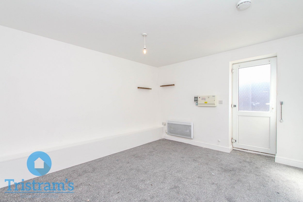 Room Vivian Avenue in Nottingham