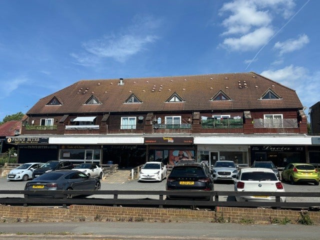 Flat Meadow Rise in Billericay