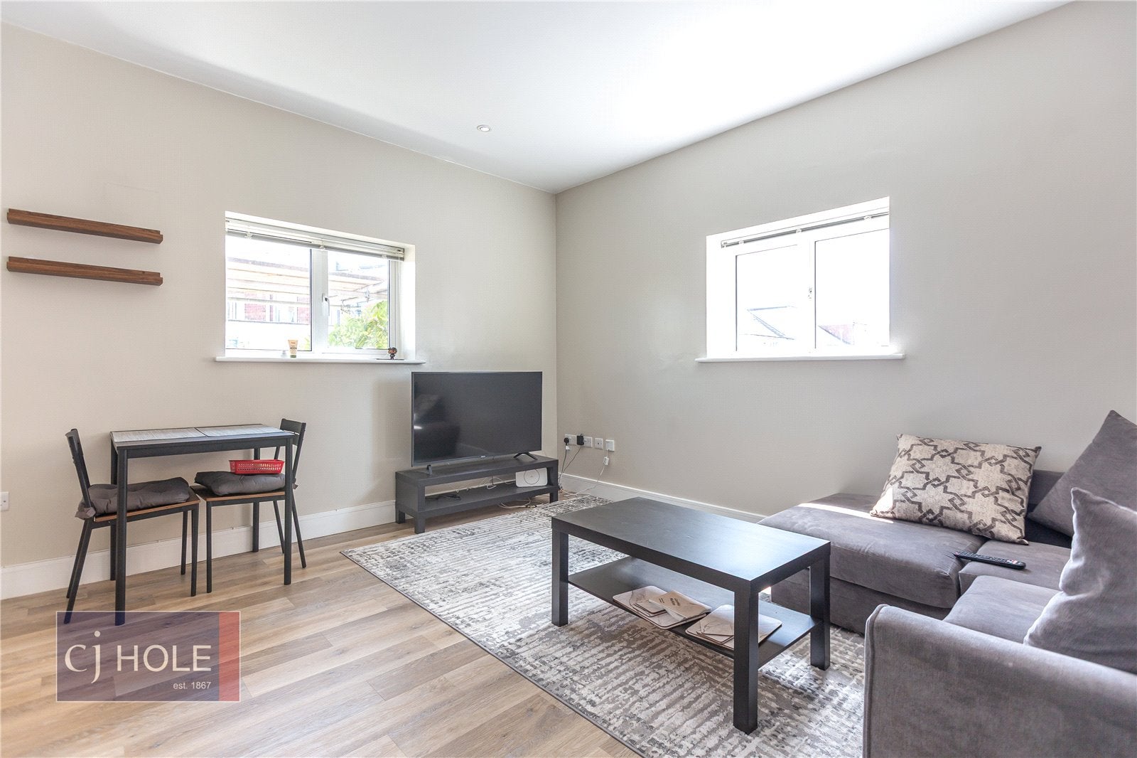 Flat Kelston Road in Bristol