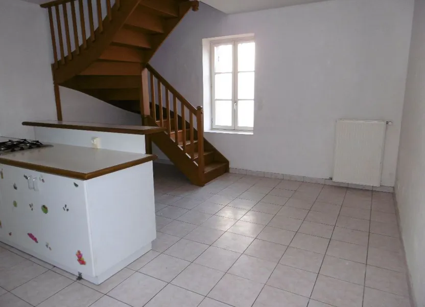 Flat Rue du Faubourg Saint-Germain in Sully-sur-Loire