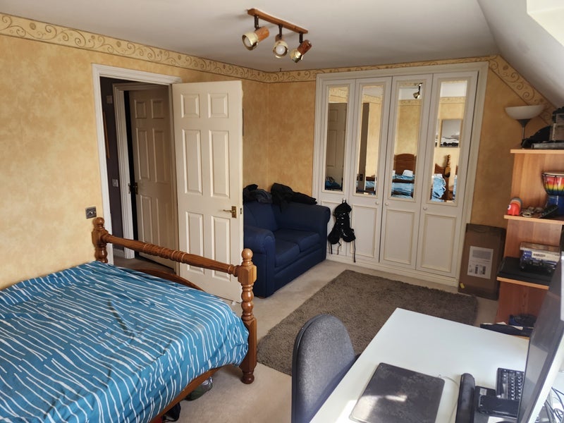 Room Stoke View Business Park in Bristol