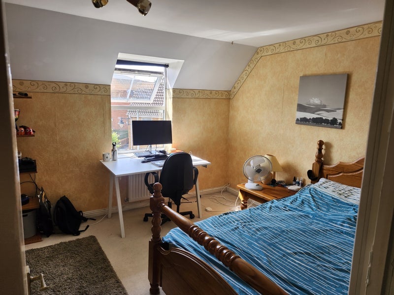 Room Stoke View Business Park in Bristol