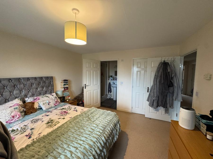 Flat Stone Court in Crawley