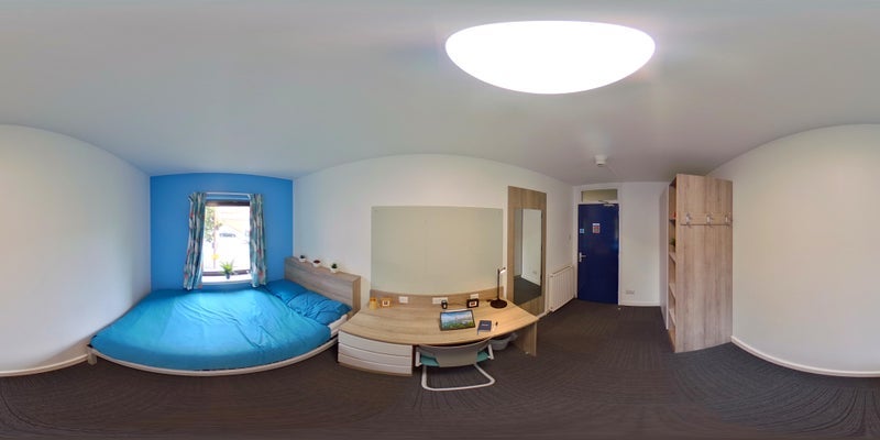 Room Lymburn Street in Glasgow