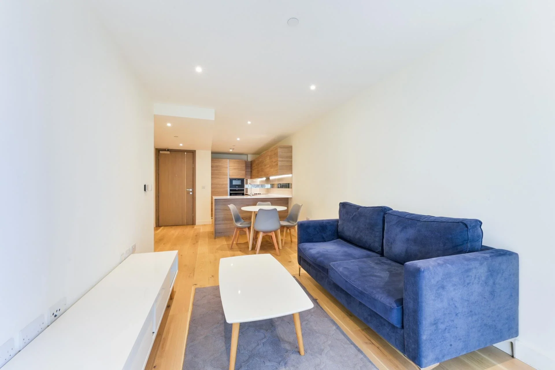 Flat Powis Street in Greater London