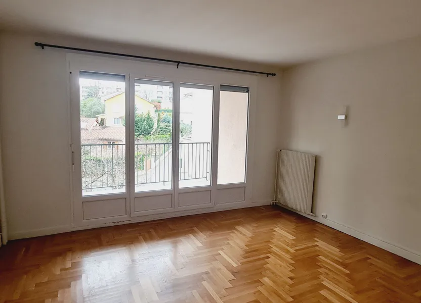 Flat Rue Commandant Charcot in Sainte-Foy-lès-Lyon