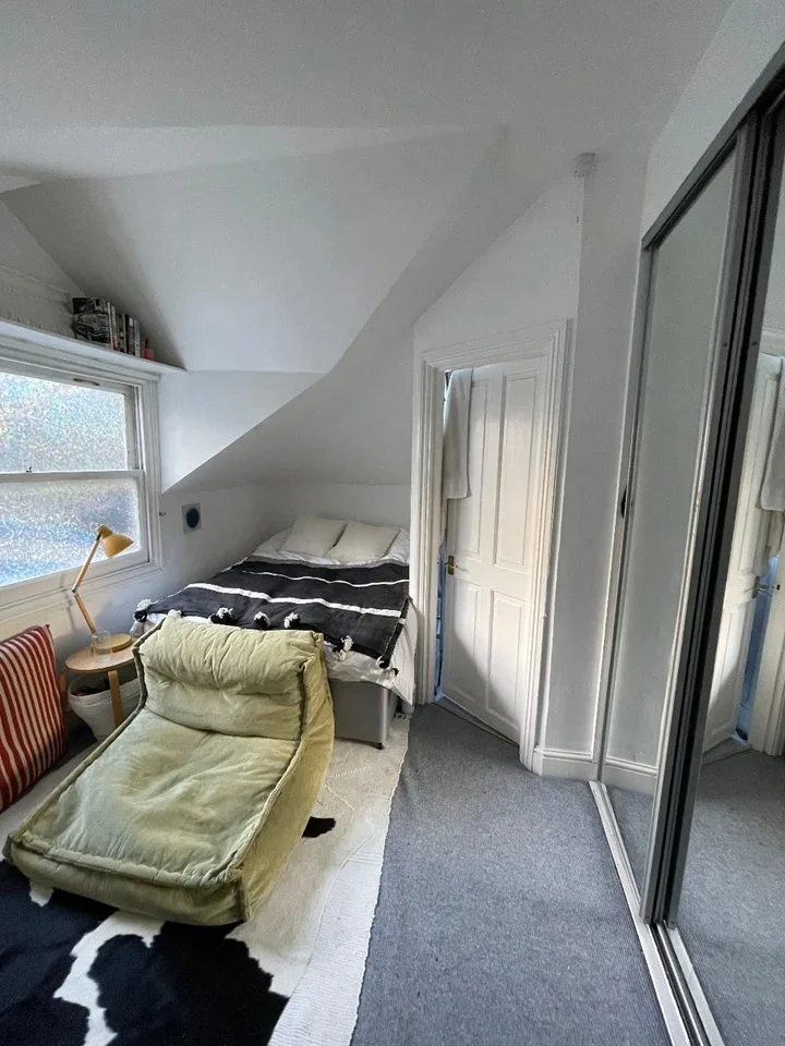 Room Church Road in Greater London