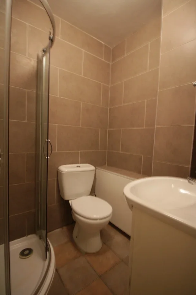 Flat Forge Place in Greater London