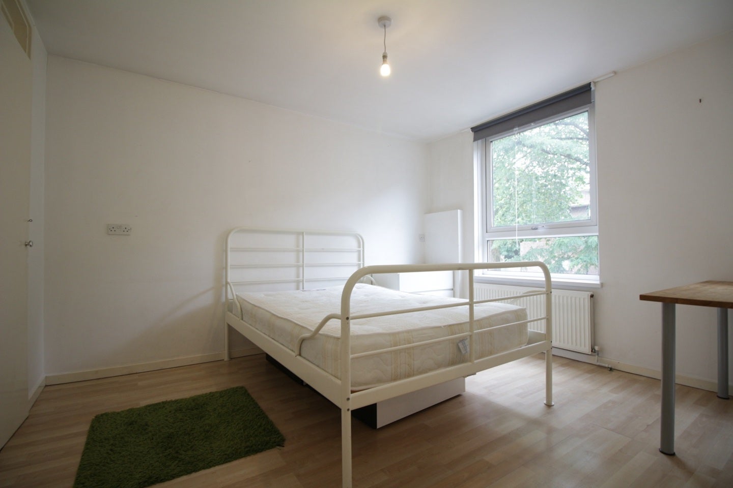 Flat Forge Place in Greater London