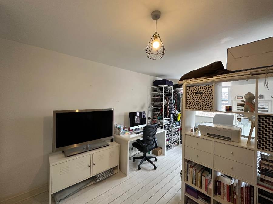 Flat Kirkwall Place in Greater London