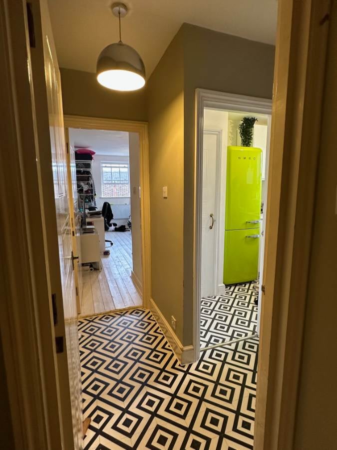 Flat Kirkwall Place in Greater London