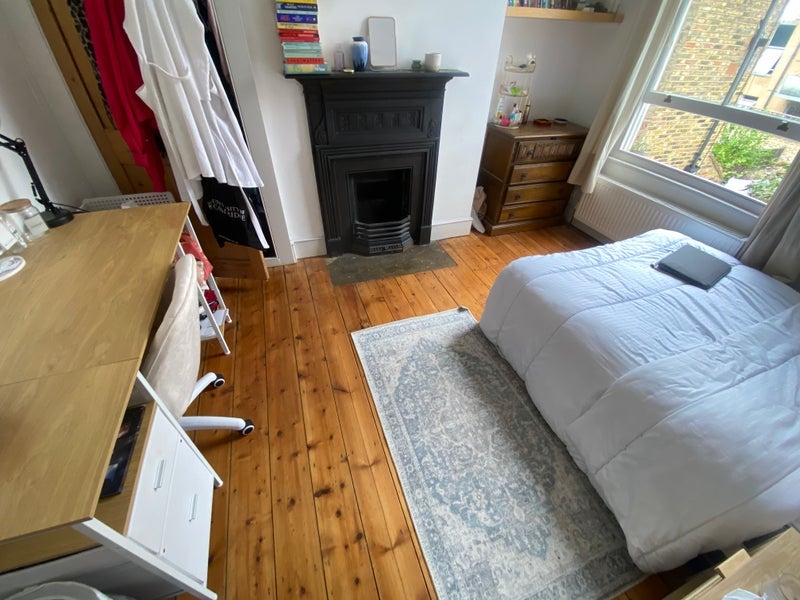 Room Bryantwood Road in Greater London