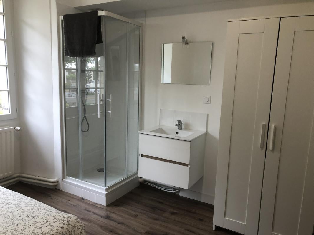 Chambre Rue Dupetit-Thouars à Angers