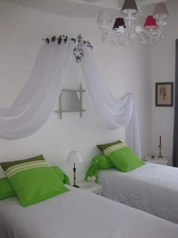 Room Rue de la Sainte-Colombe in Villeréal