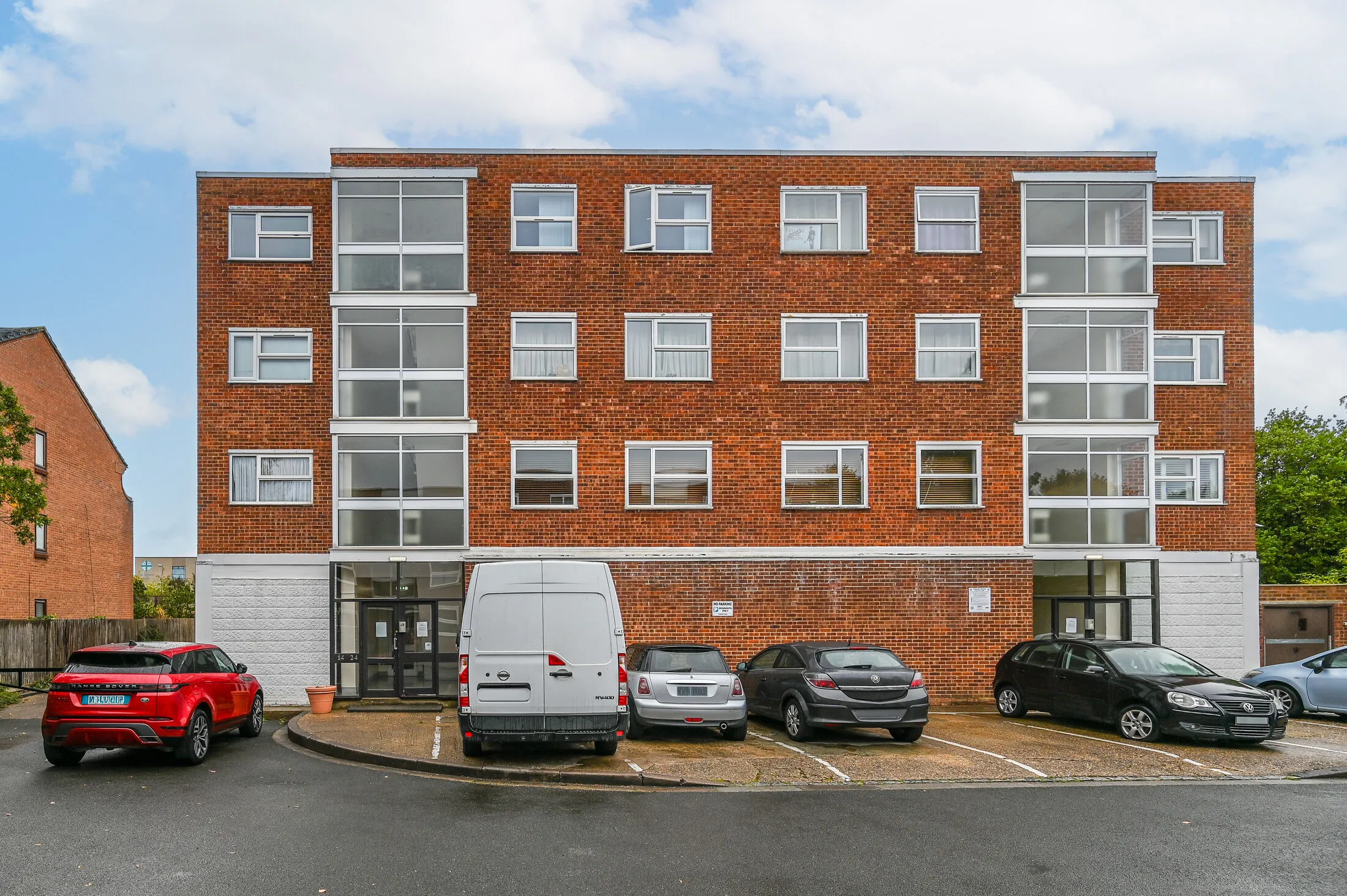 Flat Chatsfield Place in Greater London