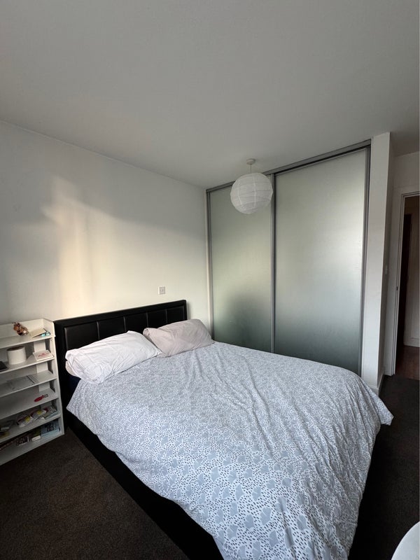 Flat Bethnal Green Road in Greater London