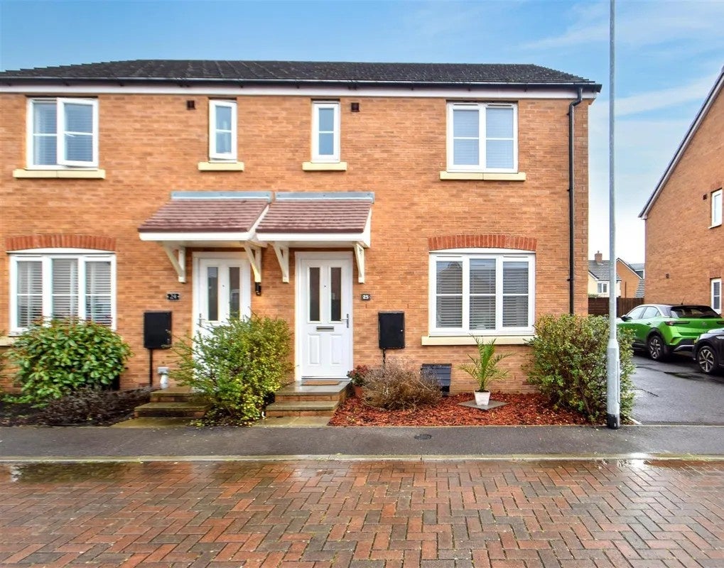 House Godwine Drive in Tewkesbury