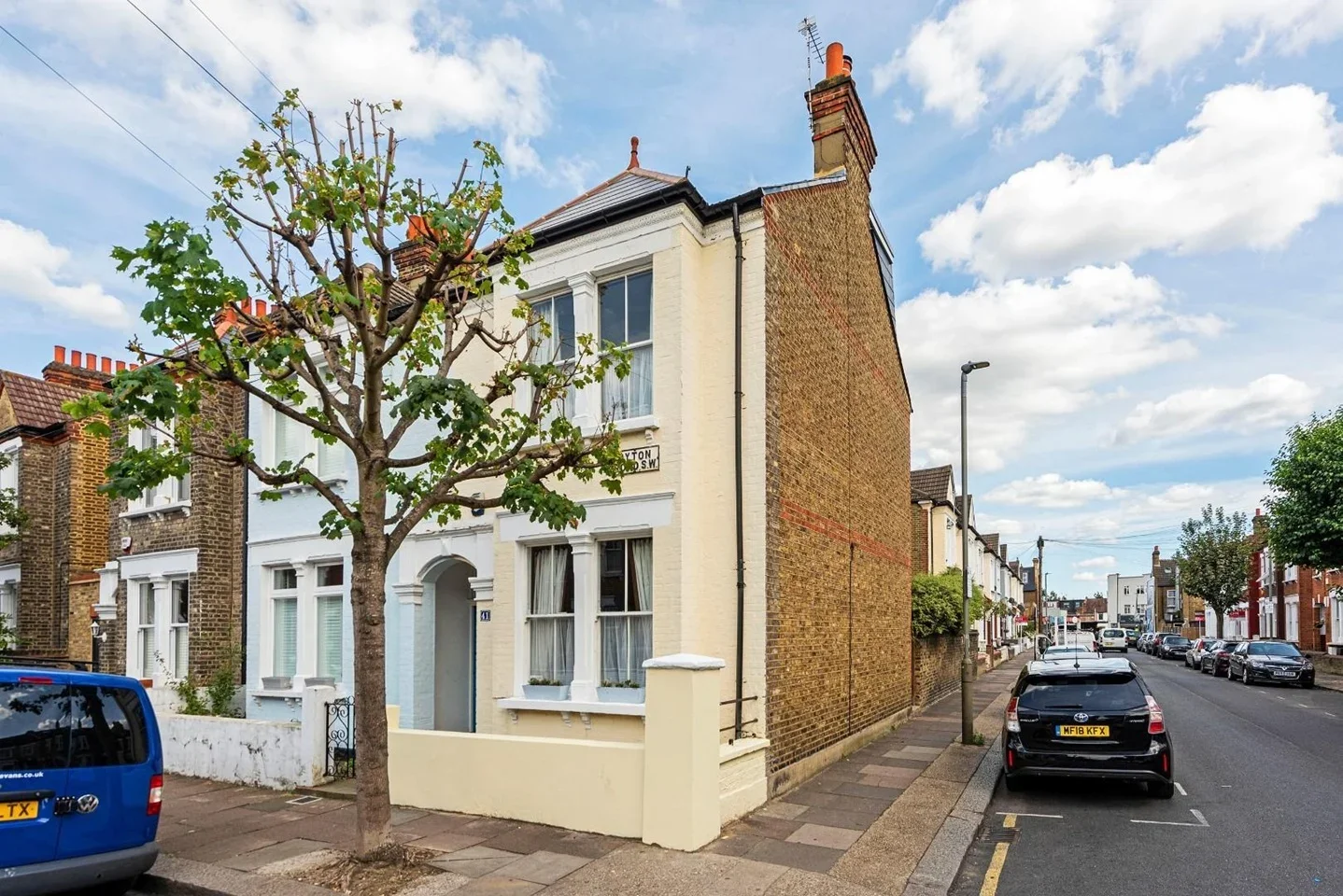 House Glasford Street in Greater London
