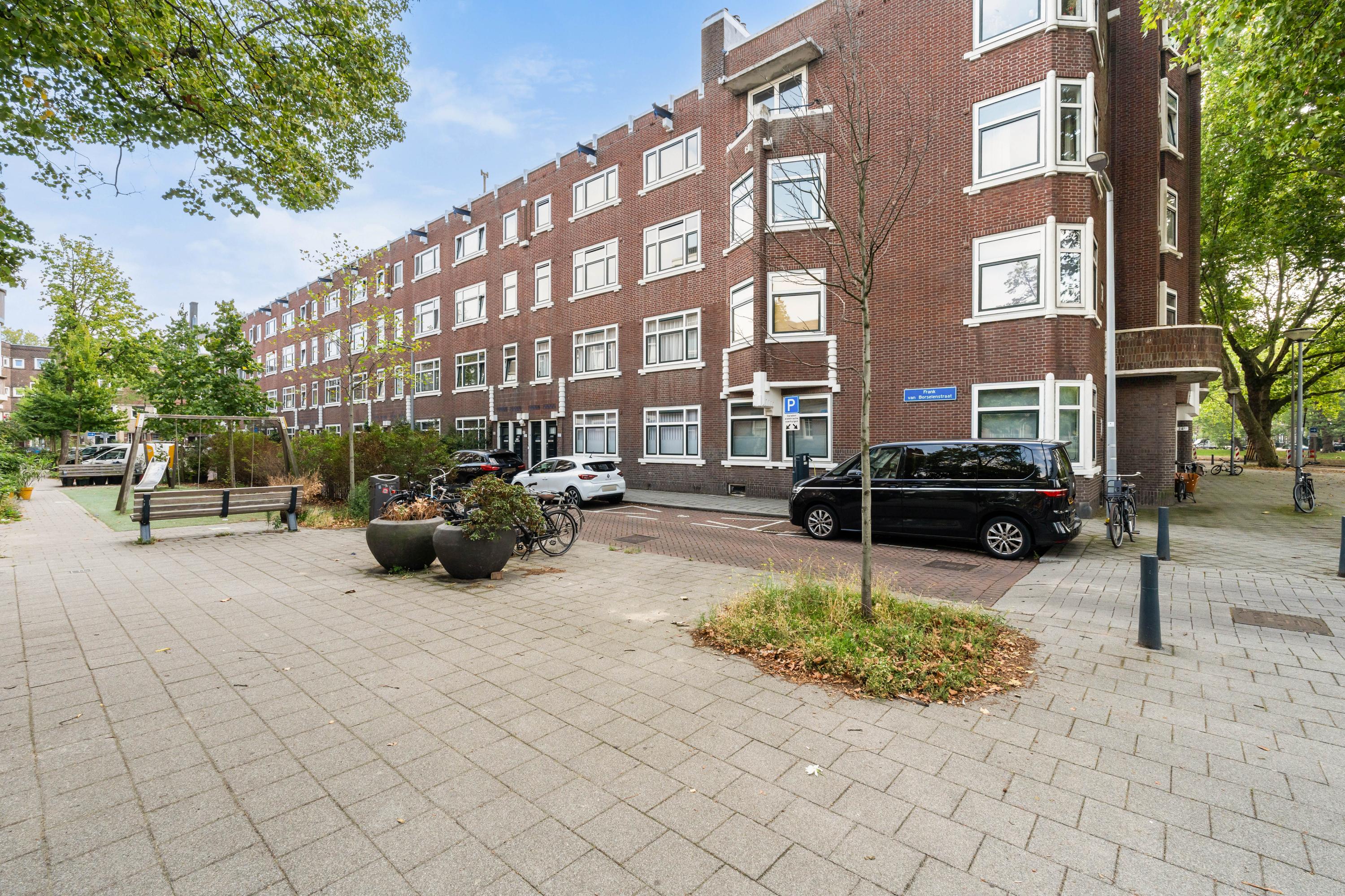 Appartement Frank van Borselenstraat 20 A in Rotterdam