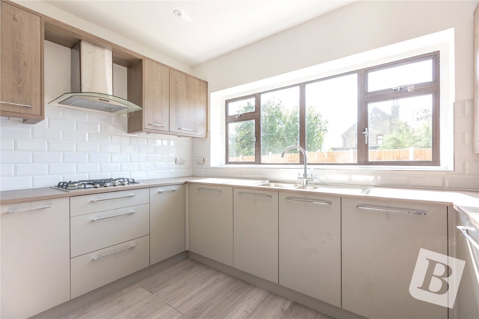 House Athelstan Gardens in Wickford