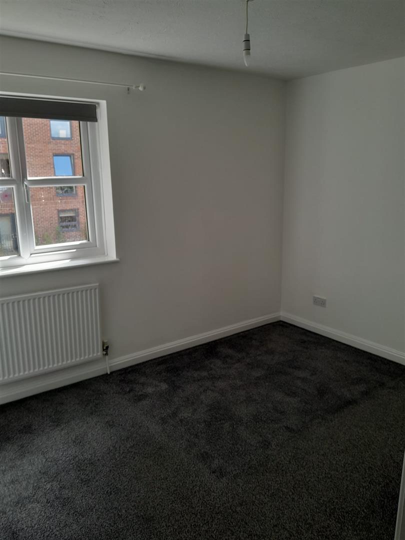 Flat Linen Court in Salford