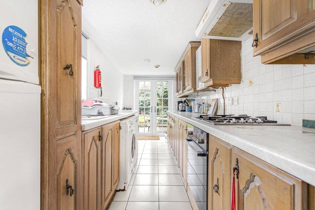Flat Harvest Road in Borough of Runnymede
