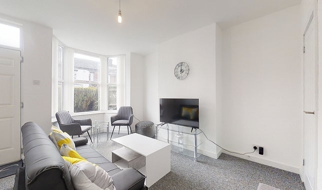 Room Charlotte Road in Sheffield