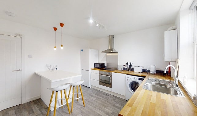Room Charlotte Road in Sheffield