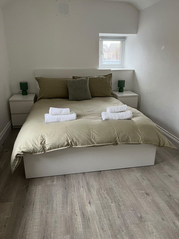 Flat George Street in Weston-super-Mare