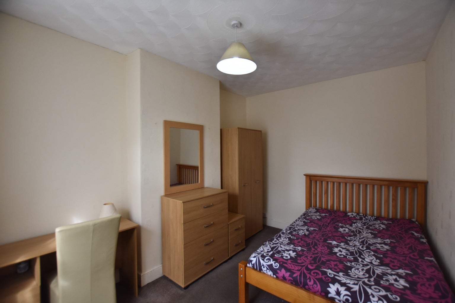 Room Granville Street in Peterborough