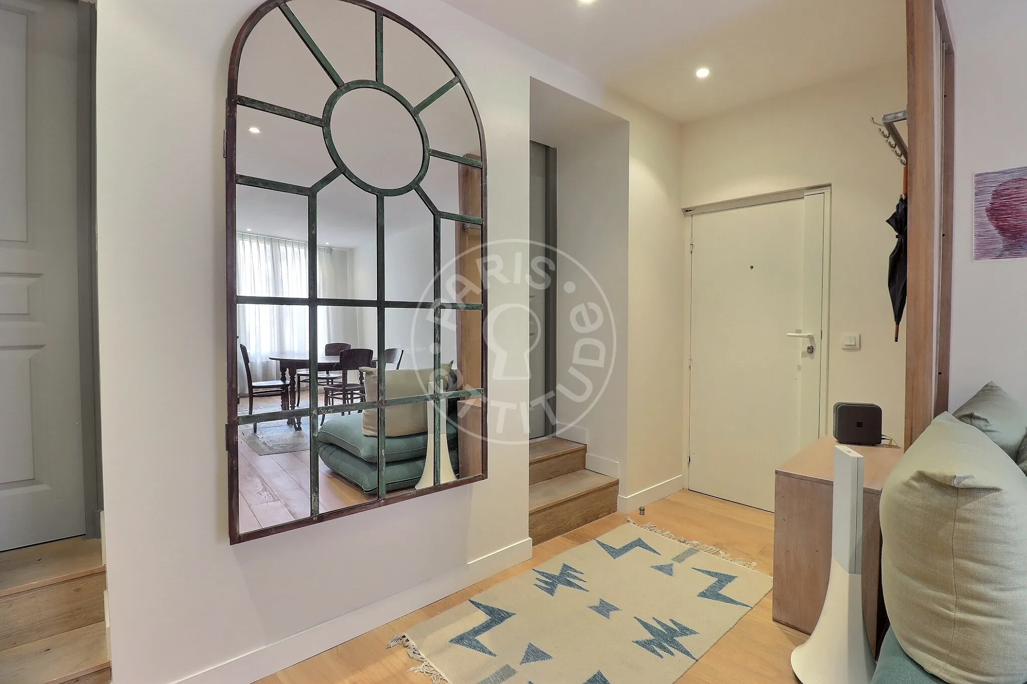 Flat Rue du Croissant in Paris