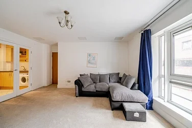 Flat Charter Quay in Greater London