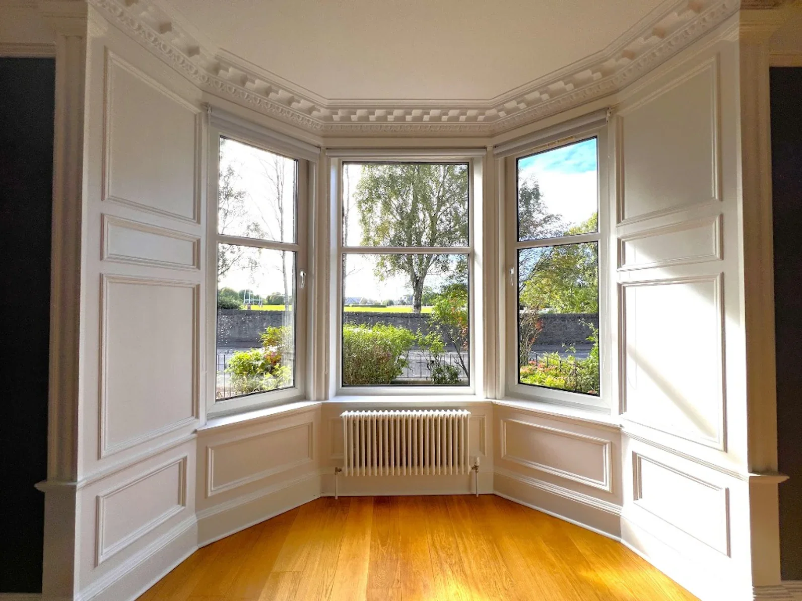 Flat Myreside Road in City of Edinburgh