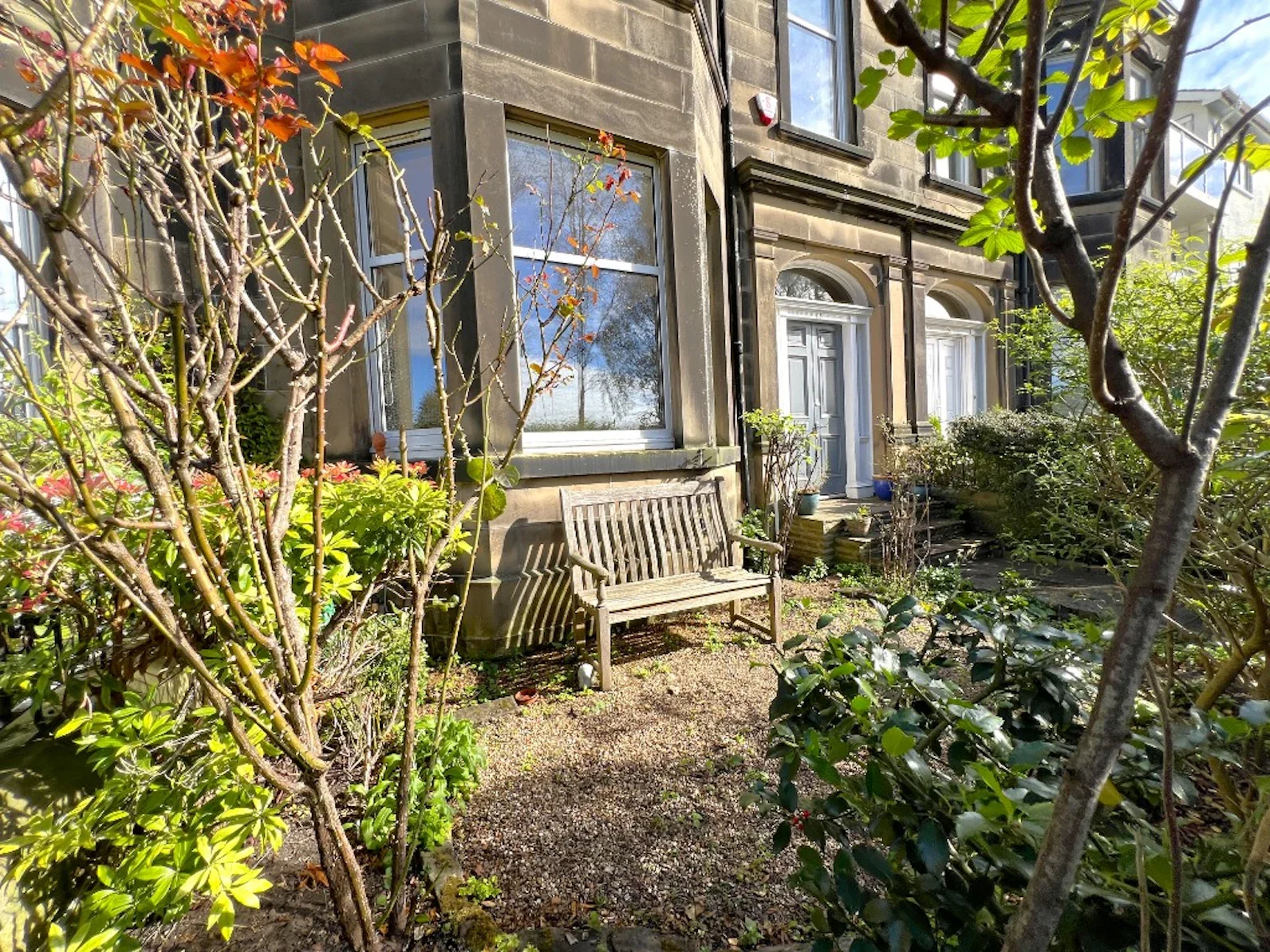 Flat Myreside Road in City of Edinburgh