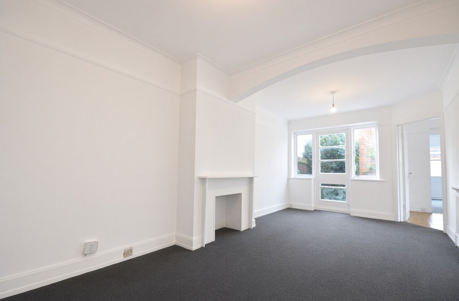 House Sandringham Drive in Borough of Spelthorne