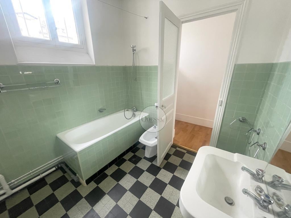 Appartement Place Charles Digeon à Saint-Mandé
