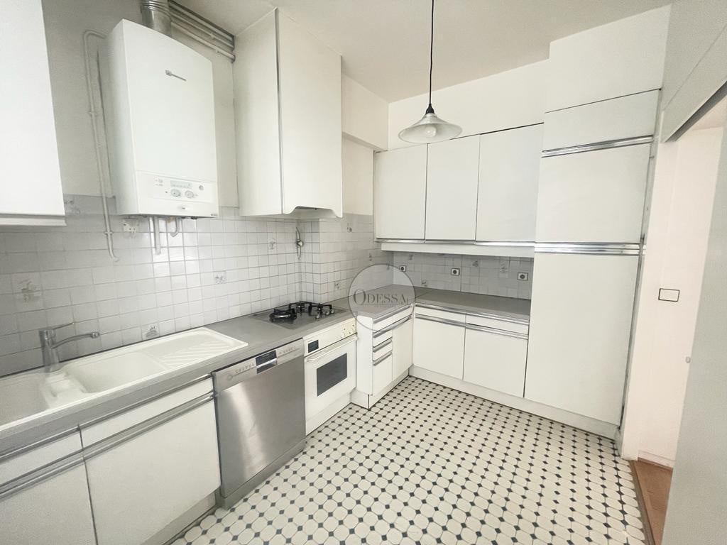 Appartement Place Charles Digeon à Saint-Mandé