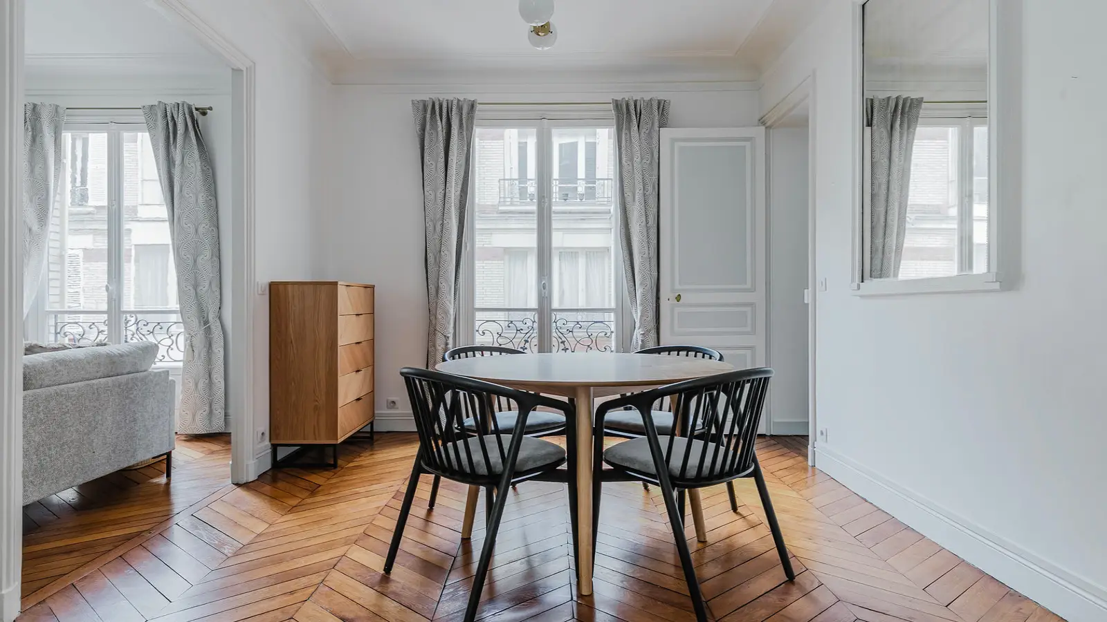 Appartement Rue Chalgrin à Paris