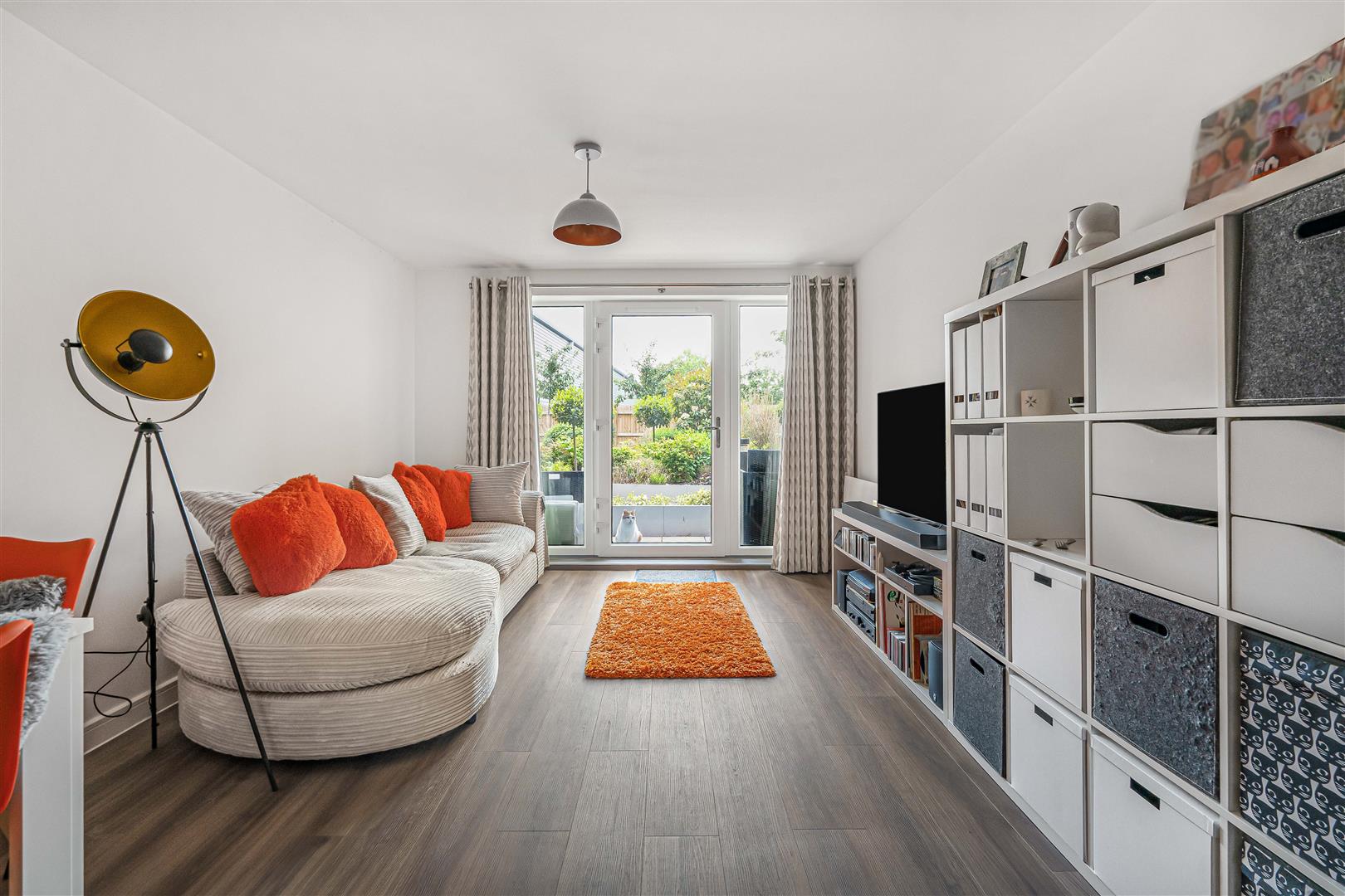 Flat Clivemont Road in Maidenhead