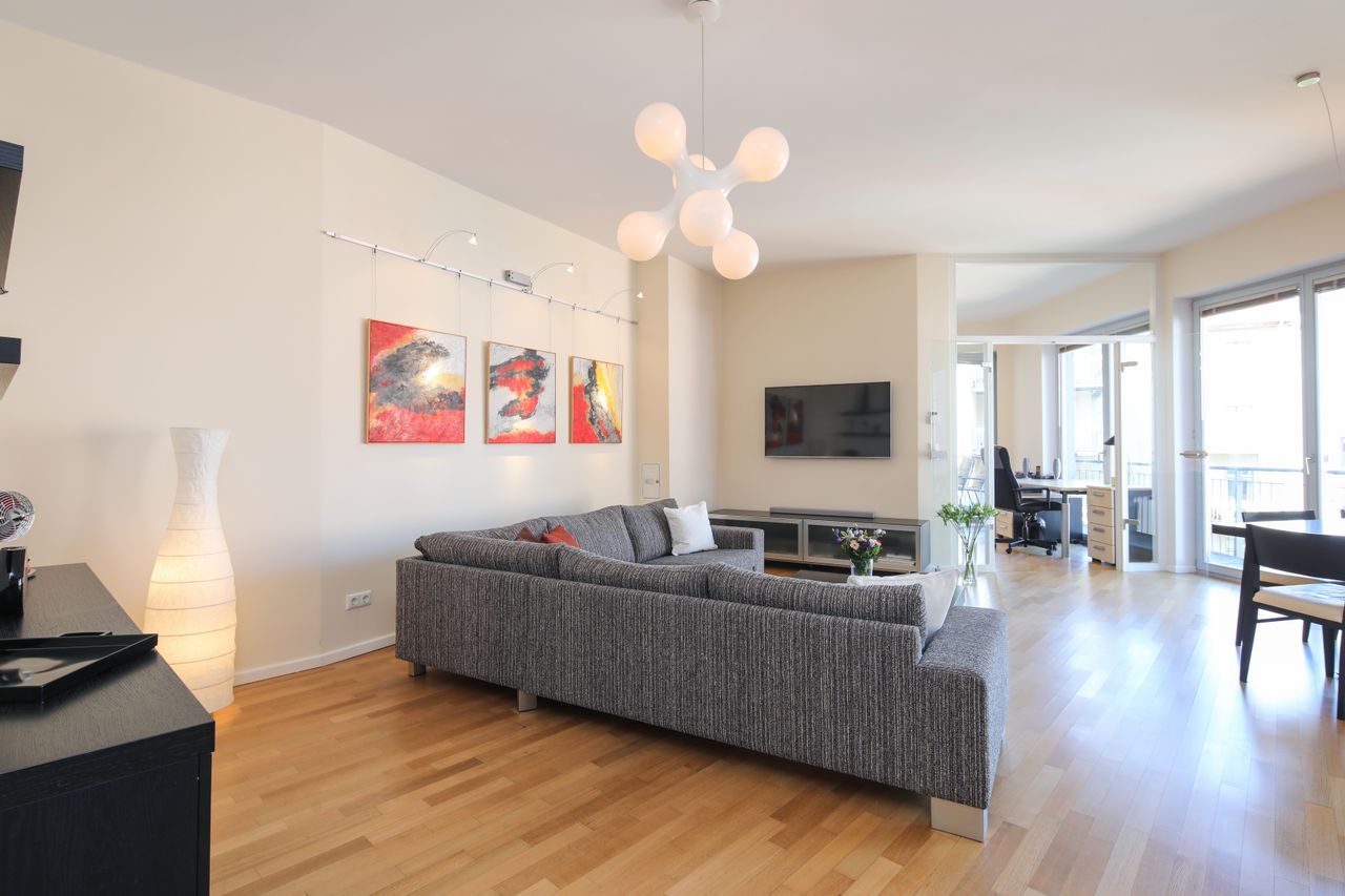 Wohnung Rosa-Luxemburg-Straße in Berlin