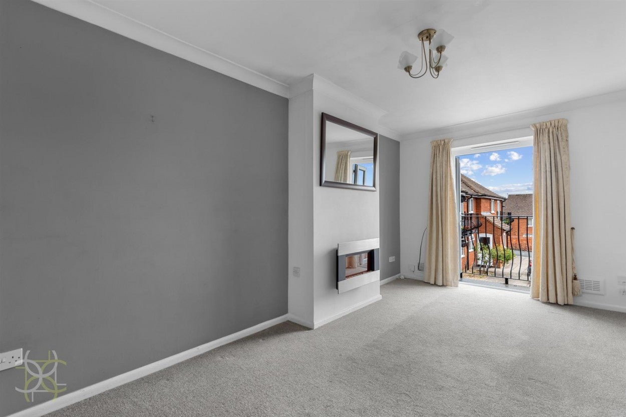 Flat Old Market Court in Wychavon
