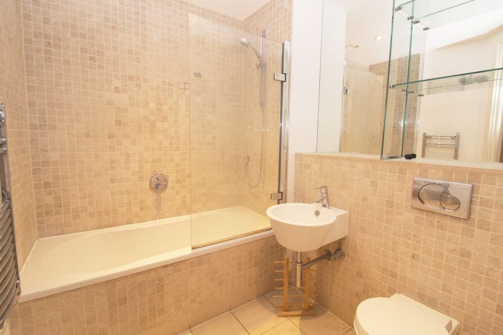 Flat Seymour Road in Buntingford