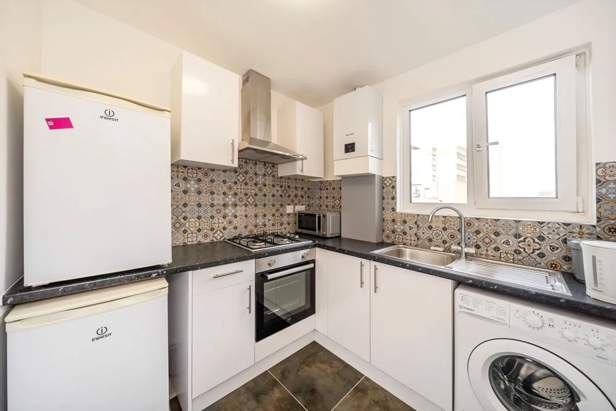 Flat Tooting Grove in Greater London