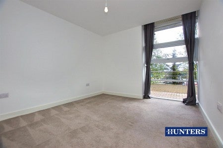 Flat Waterfront Way in Brierley Hill