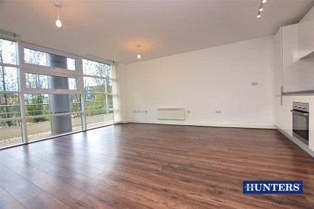 Flat Waterfront Way in Brierley Hill