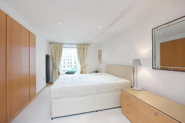 Flat Lewisham Street in City of Westminster
